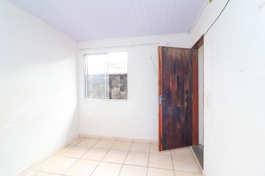 Sala de casa para alugar com 2 quartos, 65m² em Jardim Elizabeth, São Paulo