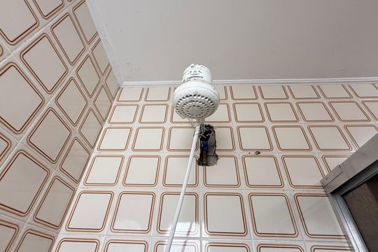 Banheiro Social de apartamento para alugar com 2 quartos, 79m² em Jardim Sao Miguel, Guarujá