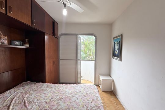 Quarto de apartamento para alugar com 2 quartos, 79m² em Jardim Sao Miguel, Guarujá