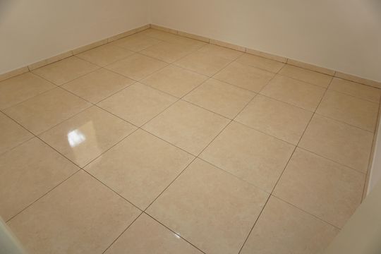Quarto de casa para alugar com 1 quarto, 30m² em Jardim Irapiranga, Embu das Artes