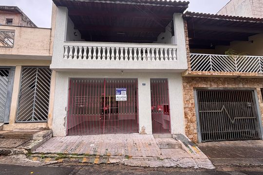 Fachada de casa para alugar com 2 quartos, 125m² em Jardim Irene, Guarulhos