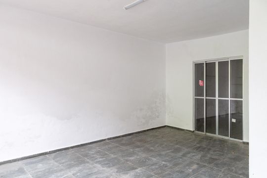 Garagem de casa para alugar com 2 quartos, 125m² em Jardim Irene, Guarulhos
