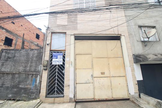 Fachada de casa à venda com 2 quartos, 69m² em Vila Nascente, São Paulo
