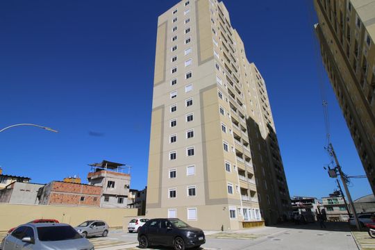 Fachada do bloco de apartamento para alugar com 2 quartos, 47m² em Colégio, Rio de Janeiro