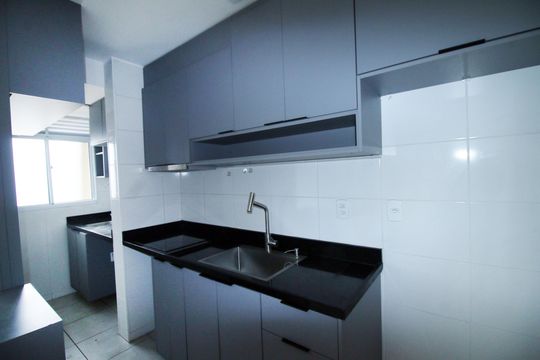 Cozinha de apartamento para alugar com 2 quartos, 47m² em Colégio, Rio de Janeiro