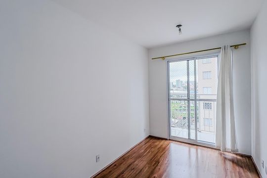 Suite de apartamento para alugar com 1 quarto, 45m² em Vila Penteado, São Paulo