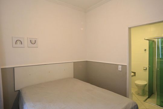 Quarto Suíte de apartamento para alugar com 1 quarto, 50m² em Santo Agostinho, Belo Horizonte