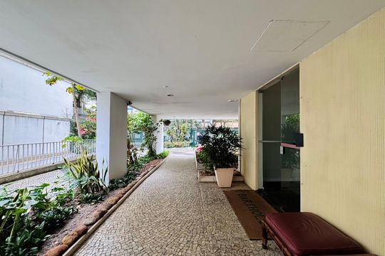 Apartamento para alugar com 2 quartos, 72m² em Laranjeiras, Rio de Janeiro