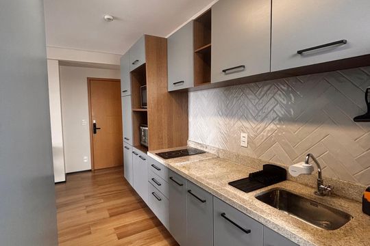 Cozinha de apartamento para alugar com 1 quarto, 46m² em Centro, Osasco