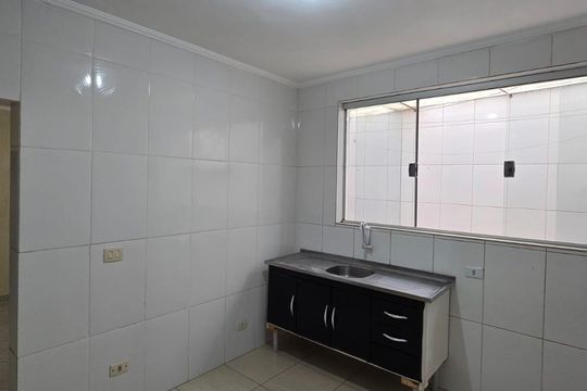 Cozinha  de casa para alugar com 1 quarto, 50m² em Cidade Parque Sao Luiz, Guarulhos