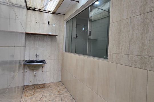 Área de Serviço de casa para alugar com 1 quarto, 50m² em Cidade Parque Sao Luiz, Guarulhos