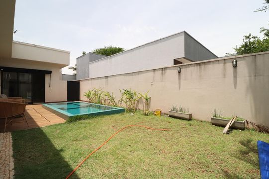 Casa de Condomínio para alugar com 4 quartos, 282m² em Nova Uberlândia, Uberlândia