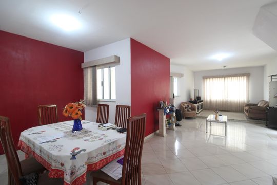 Casa de Condomínio à venda com 4 quartos, 286m² em Taquara, Rio de Janeiro