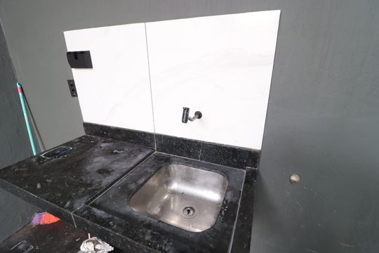 Área de Serviço de casa para alugar com 2 quartos, 70m² em Santa Mônica, Uberlândia