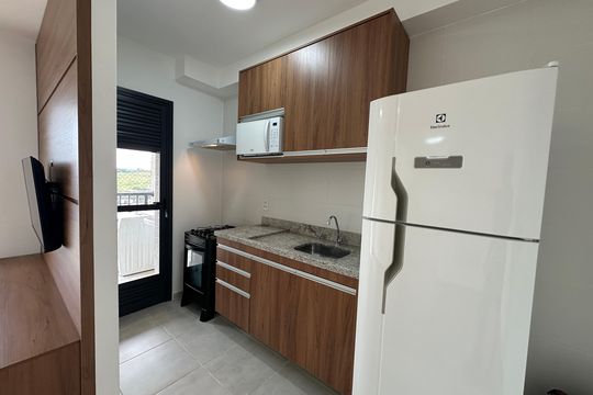 Cozinha de apartamento para alugar com 1 quarto, 49m² em Nova Aldeinha, Barueri