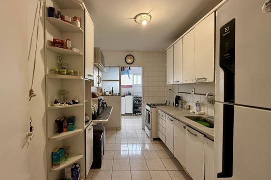 Cozinha  de apartamento à venda com 3 quartos, 90m² em Santo Amaro, São Paulo