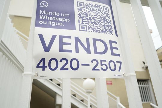 Placa MTXM-677 de casa de condomínio à venda com 3 quartos, 125m² em Penha de França, São Paulo