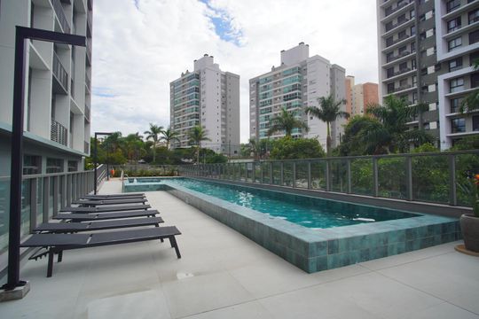 Área Comum - Piscina de apartamento à venda com 1 quarto, 41m² em Jardim do Salso, Porto Alegre