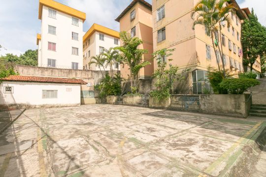 Apartamento à venda com 2 quartos, 64m² em Carlos Prates, Belo Horizonte