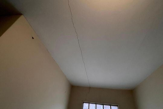 Hall de distribuição  de casa à venda com 3 quartos, 125m² em Vila Marari, São Paulo