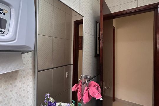 Lavabo de casa à venda com 3 quartos, 125m² em Vila Marari, São Paulo