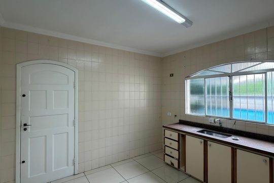 Cozinha de casa para alugar com 3 quartos, 210m² em Baeta Neves, São Bernardo do Campo