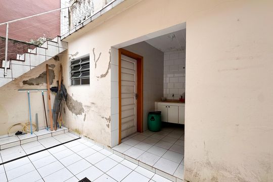 Quintal de casa à venda com 2 quartos, 138m² em Baeta Neves, São Bernardo do Campo