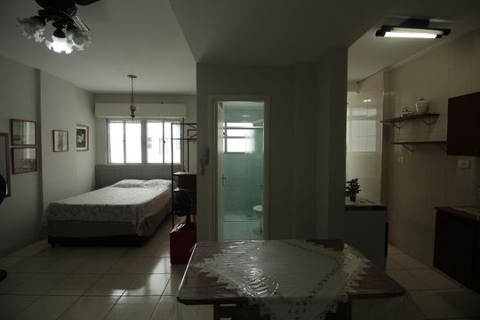 Cozinha e Área de Serviço de kitnet/studio para alugar com 1 quarto, 47m² em Aparecida, Santos