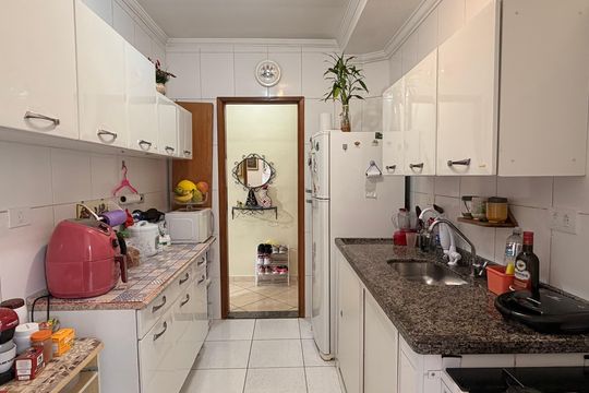 Cozinha de apartamento à venda com 2 quartos, 81m² em Vila Mariza, São Bernardo do Campo