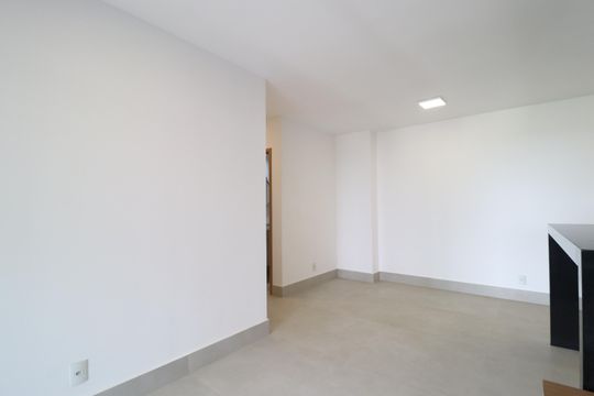 Sala de apartamento para alugar com 2 quartos, 86m² em Jardim Sul, Uberlândia