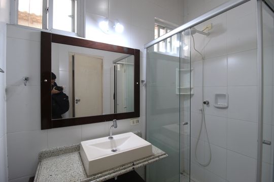 Banheiro da Suíte de casa à venda com 5 quartos, 214m² em Indianópolis, São Paulo