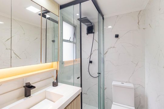 Banheiro de apartamento para alugar com 2 quartos, 56m² em Jardim Roberto, Osasco