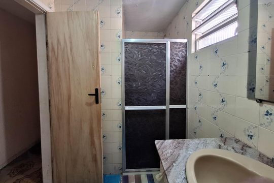 Banheiro Social de casa à venda com 3 quartos, 240m² em Icaraí, Niterói