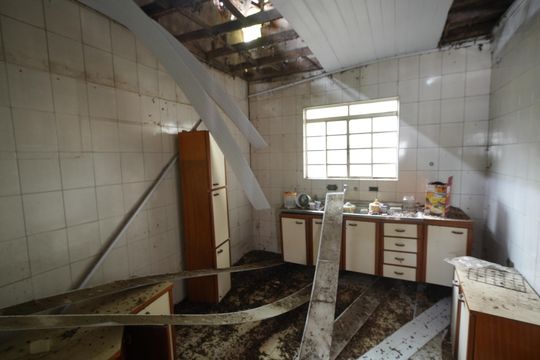 Cozinha de casa à venda com 2 quartos, 500m² em Parque das Nações, Santo André
