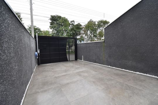 Quintal de casa para alugar com 3 quartos, 88m² em Sítio Cercado, Curitiba