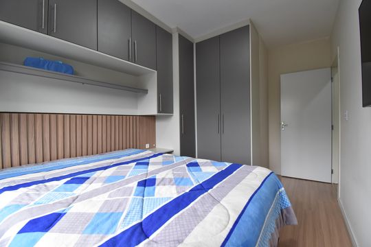 Quarto 1 de casa para alugar com 3 quartos, 88m² em Sítio Cercado, Curitiba