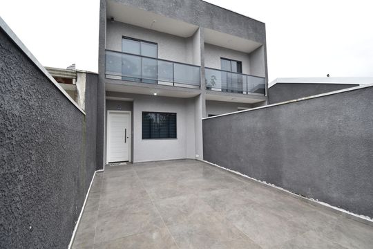 Quintal de casa para alugar com 3 quartos, 88m² em Sítio Cercado, Curitiba