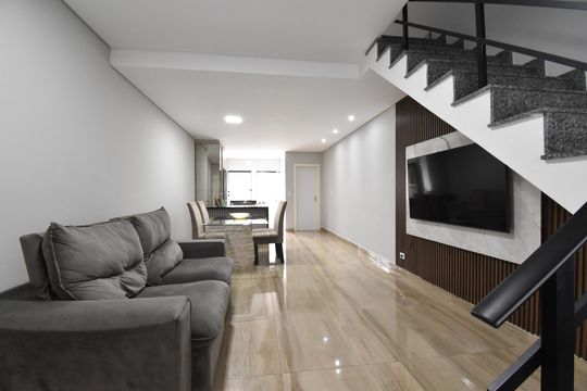 Casa para alugar com 3 quartos, 88m² em Sítio Cercado, Curitiba