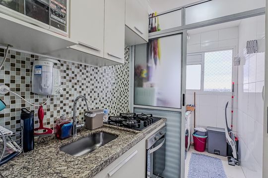 Cozinha de apartamento para alugar com 2 quartos, 51m² em Engenheiro Goulart, São Paulo