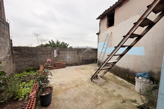 Quintal de casa à venda com 2 quartos, 151m² em Jardim America Ii, Várzea Paulista