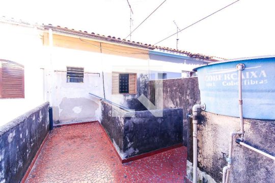 Casa para alugar com 3 quartos, 80m² em Vila Bertioga, São Paulo