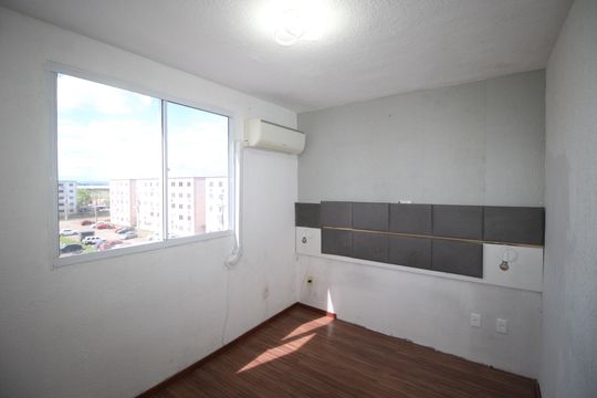Quarto 1 de apartamento para alugar com 2 quartos, 45m² em Sarandi, Porto Alegre