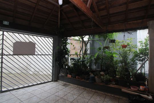 Garagem de casa à venda com 3 quartos, 190m² em Jardim Belem, São Paulo