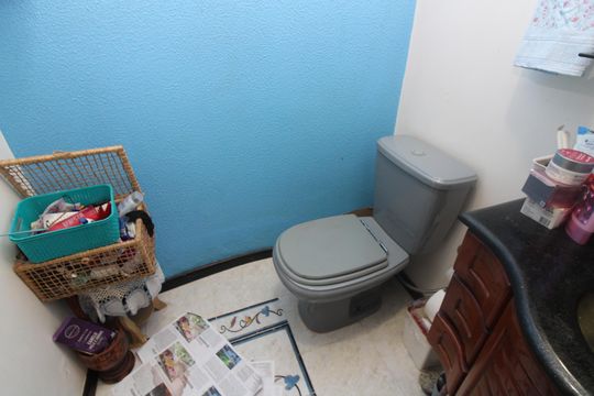 Lavabo de casa à venda com 3 quartos, 190m² em Jardim Belem, São Paulo