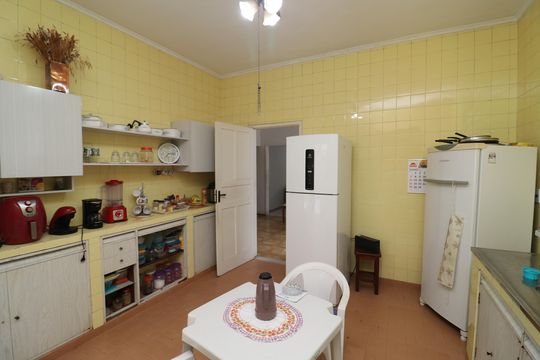Cozinha de casa para alugar com 2 quartos, 135m² em Portuguesa, Rio de Janeiro