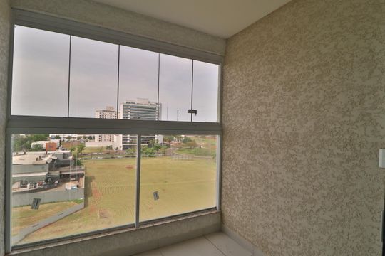 Sacada de apartamento para alugar com 2 quartos, 64m² em Granja Marileusa, Uberlândia