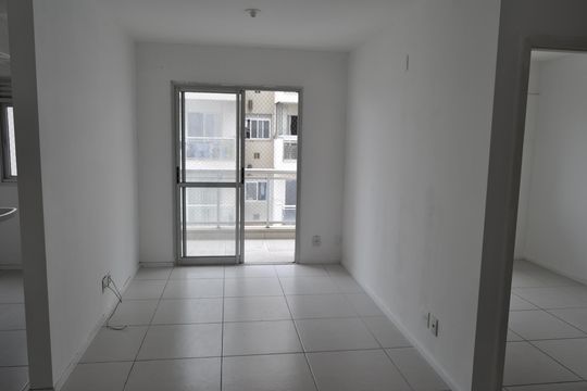 Apartamento à venda com 2 quartos, 60m² em Todos Os Santos, Rio de Janeiro