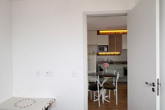 Quarto 2 de apartamento para alugar com 2 quartos, 48m² em Vila Albertina, São Paulo