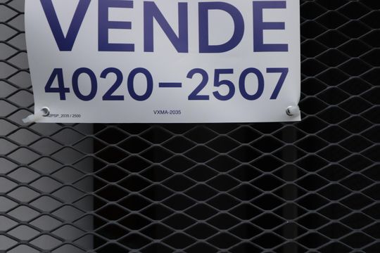 Plaquinha: VXMA - 2035 de apartamento à venda com 1 quarto, 32m² em Vila Carrão, São Paulo