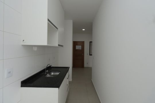 Cozinha e Área de Serviço de apartamento à venda com 1 quarto, 32m² em Vila Carrão, São Paulo